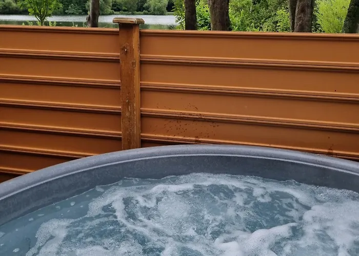 Сasa de vacaciones Oak 8 Hot Tub *
