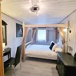 Oak 8 Hot Tub Vakantiehuis York