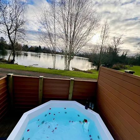 Oak 8 Hot Tub Semesterbostad York